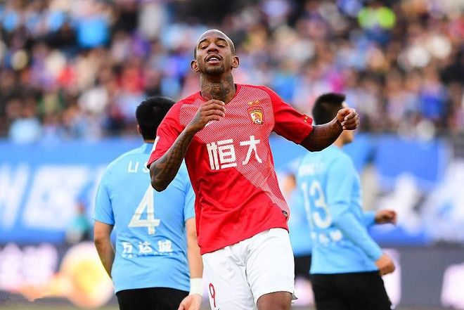 关键时刻浙江队调整名单以备欧超杯,状态回暖环节打磨,态度坚定,更衣室氛围转暖(距离欧超杯对阵亚特兰大还有6天) 关键时刻浙江队调整名单以备欧超杯,状态回暖环节打磨,态度坚定,更衣室氛围转暖(距离欧超杯对阵亚特兰大还有6天)